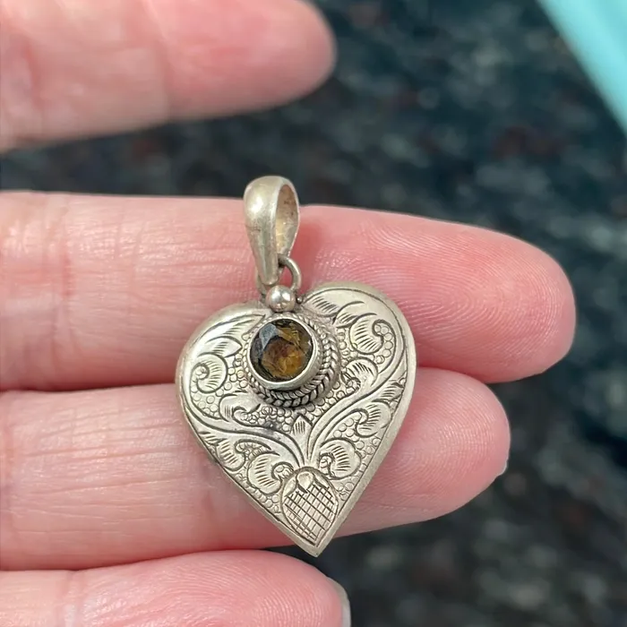 Necklaces Engraved Heart Pendant Citrine Sterling Silver vintage Vintage Paris Jewelry